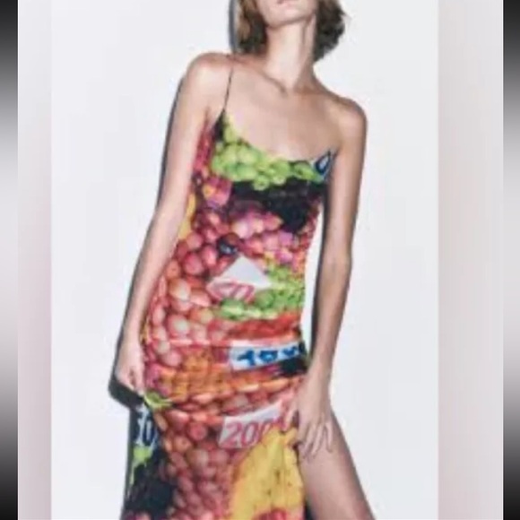 NWT ZARA Ruched Mesh Colorful Fruit Stand Print Midi Dress Sz Medium Blogger M - Picture 2 of 9
